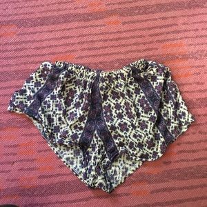 Brandy Melville Printed Shorts